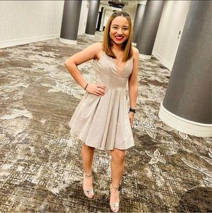 Meet your Posher, Abigail